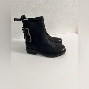 Lucky Brand Candre Women’s Sz 7/37.5 Boots Black Moto Lug Sole Biker Goth